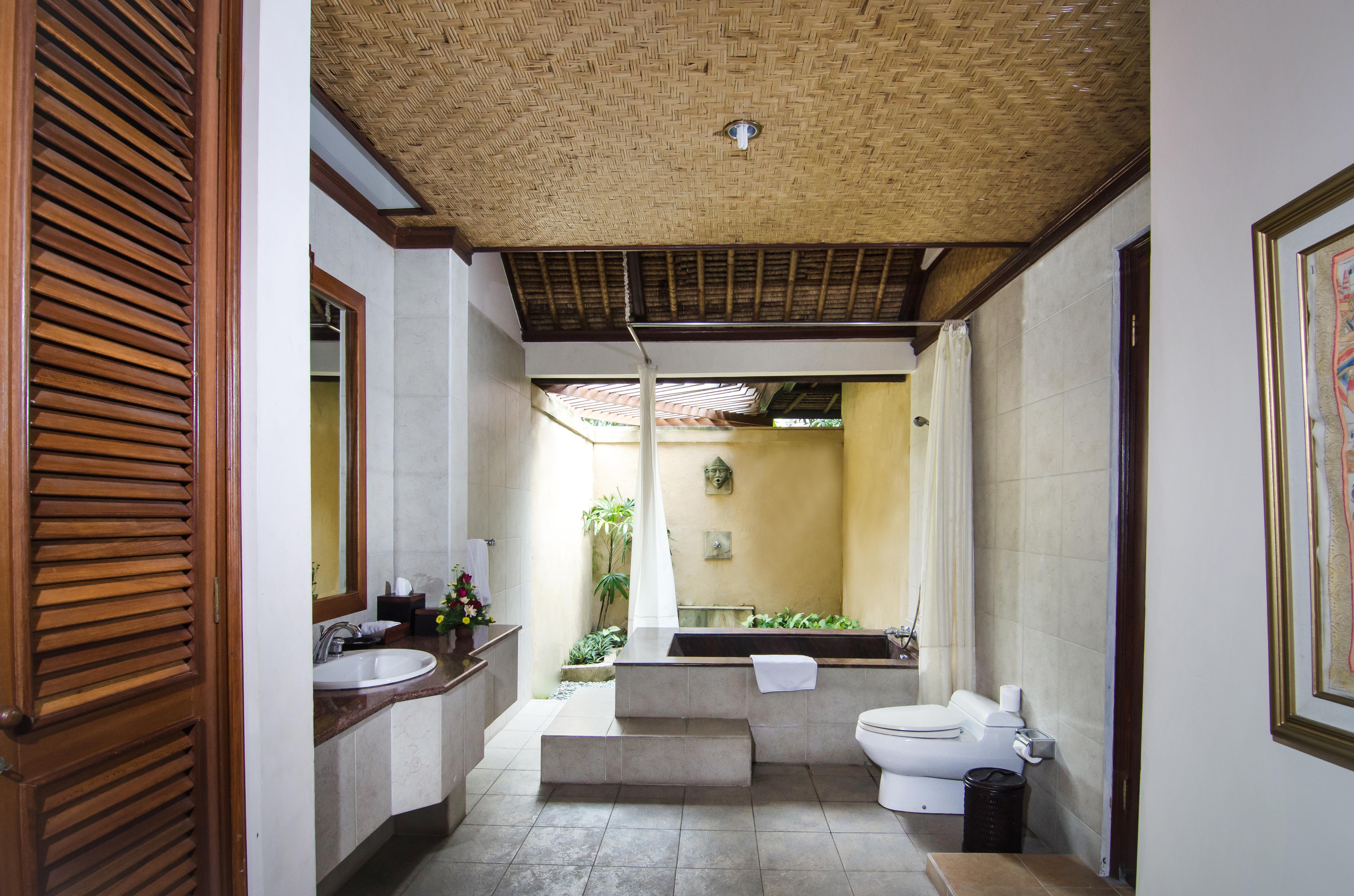 ศรี พลา รีสอร์ต แอนด์ วิลลา Hotel ซานูร์ ภายนอก รูปภาพ