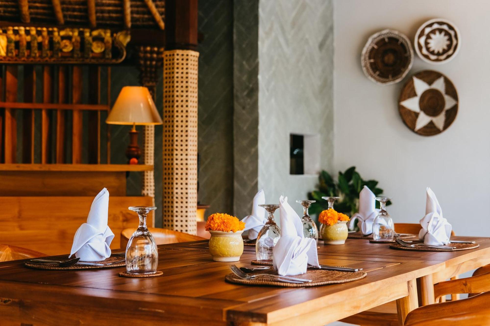 ศรี พลา รีสอร์ต แอนด์ วิลลา Hotel ซานูร์ ภายนอก รูปภาพ