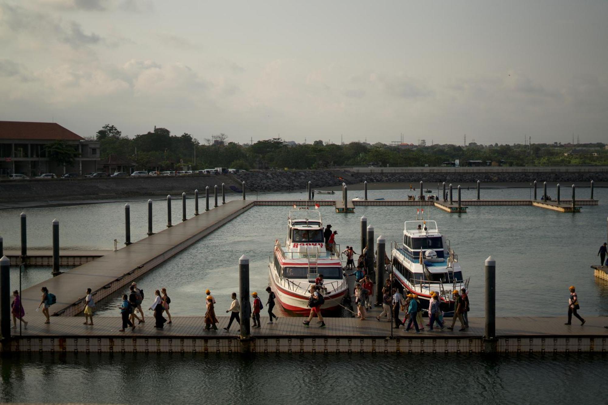 ศรี พลา รีสอร์ต แอนด์ วิลลา Hotel ซานูร์ ภายนอก รูปภาพ