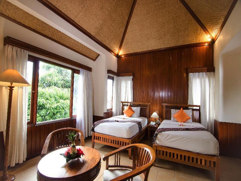 ศรี พลา รีสอร์ต แอนด์ วิลลา Hotel ซานูร์ ห้อง รูปภาพ
