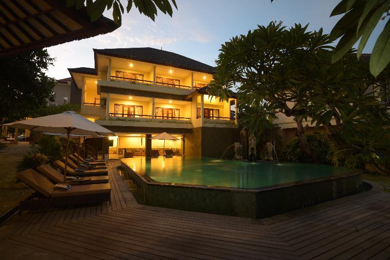 ศรี พลา รีสอร์ต แอนด์ วิลลา Hotel ซานูร์ ภายนอก รูปภาพ