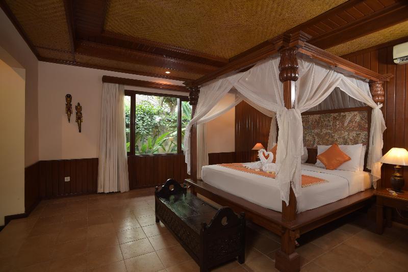 ศรี พลา รีสอร์ต แอนด์ วิลลา Hotel ซานูร์ ภายนอก รูปภาพ
